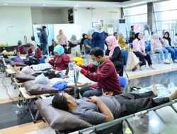 Perumda Air Minum Makassar dan Karang Taruna Gelar Donor Darah